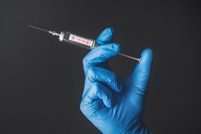 ‘Covid Jab Warning’ – Paramedics Told How to Deal With Side Effect