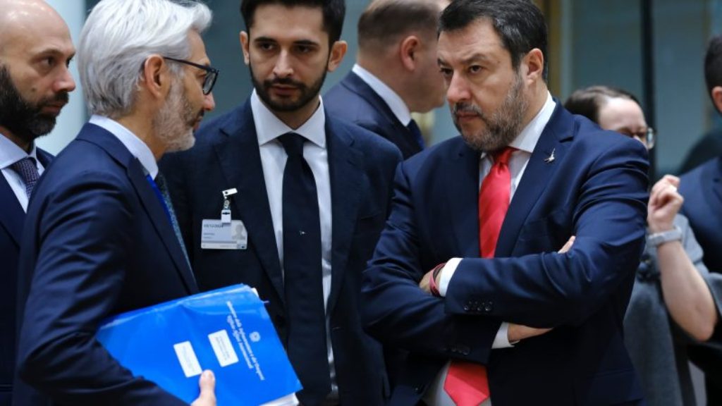 Salvini Threatens to Withdraw Italy From WHO