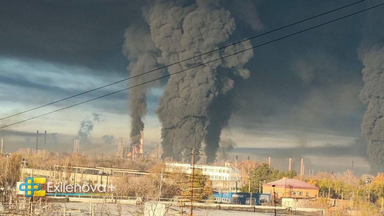 Ukrainian Channels are Reporting the Resumption of Attacks on Russian Oil Refineries